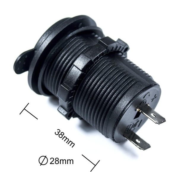 4-600152 WATERPROOF 12/24V INPUT/OUTPUT POWER SOCKET